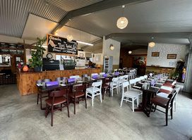 Thai Twist Café and Restaurant