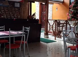 Ma´Mia Comida en Leña típica