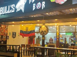 BULLS RESTO BAR - Riobamba