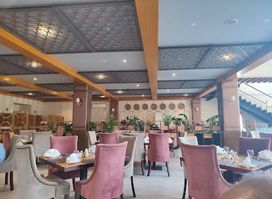 Zarqoon Restaurant