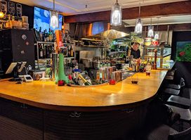 STUDIO EAST Asian Gastropub
