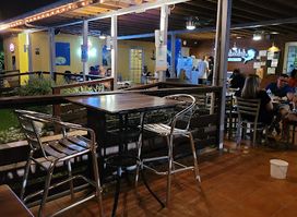 Mahi Mahi Bar & Restaurant