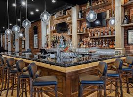 Filo's Tavern