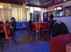 Chris Cafe
