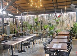 Gavin's kitchen + bar