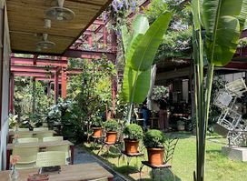 Barefoot Restaurant