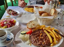 Mićo Bradina