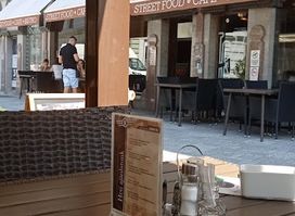 Street Food Cafe Bistro