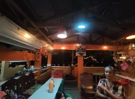 LVT Food House