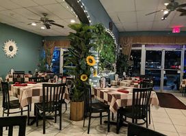 Triton Seafood Restaurant Italian Cuisine & Pizza