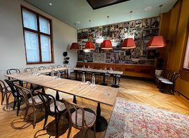 Royal Guard Cafe