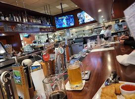 Jakers Bar and Grill