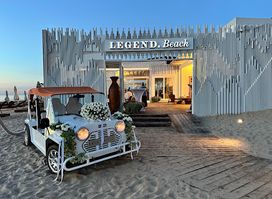 LEGEND.Beach