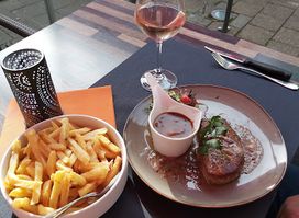 De Menenpoort Café Restaurant