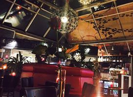 Cafe Pyramiden