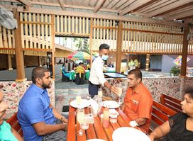 Tikiri Treeshan Restaurant