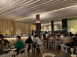Kuro Bar & Dining
