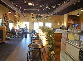 MiMi's Coffee House & Ice Cream