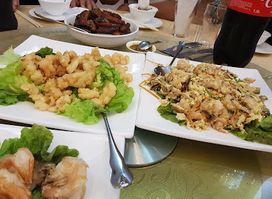 Ru Yi Chinese Restaurant