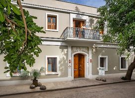 Villa Shanti Hotel & Restaurant