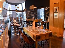 Goodwins Steakhouse & Grill Bar