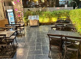 Farmaaish Restaurant