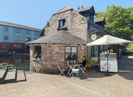 Lovage at the Gate Lodge Cafe