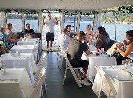 Noosa Cruiser Restaurant & Bar