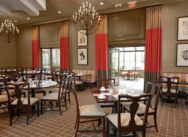 21 Lake Restaurant and Bar
