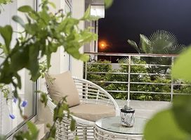 IHE - Inhambane Hotel Escola