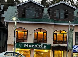 MUNSHI'S - Hotel and Restaurant