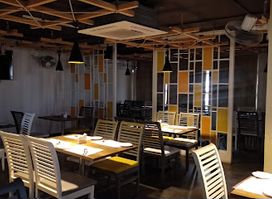 Lazeez Khaana Restaurant & Banquet