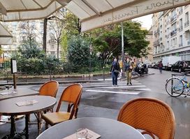 Le Square Trousseau