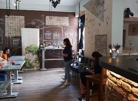 Restaurant - Fusion Restaurant & Lounge