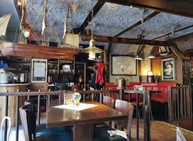 "U-Nautic" Restaurant & Pension