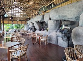 On The Rock Restaurant