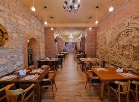 Argonauts Bar-restaurant - არგონავტები ბარ-რესტორანი
