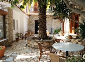 Villa Symposium Restaurant