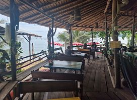 Ido Ido Restaurant & Chill out Bar