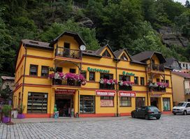 The Dragon Inn
