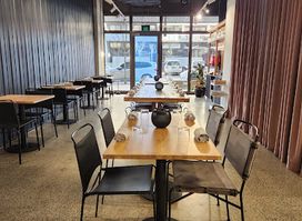 peonee restaurant