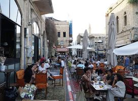Mansheya Bar and Restaurant