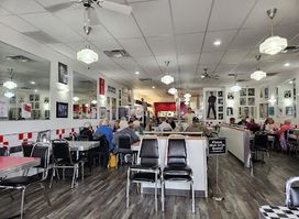 Broadway Cafe