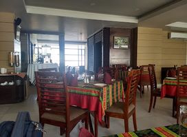 Zamzo Grill & Kitchen Restaurant (Hotel Floria)
