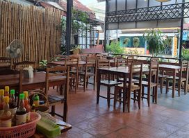 Vela Cafe and Restaurant