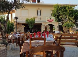 Horiatiko Taverna