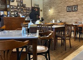 Kent Meydanı Uludağ Kebapçısı cemal usta 1964 den beri ict gida