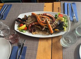 Fish Mama Seafood & Steak