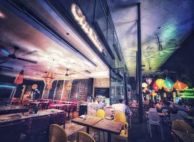 Gin Khao Bistro