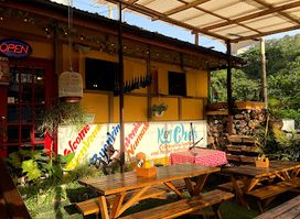kay Chefs Burger Bar Bistro